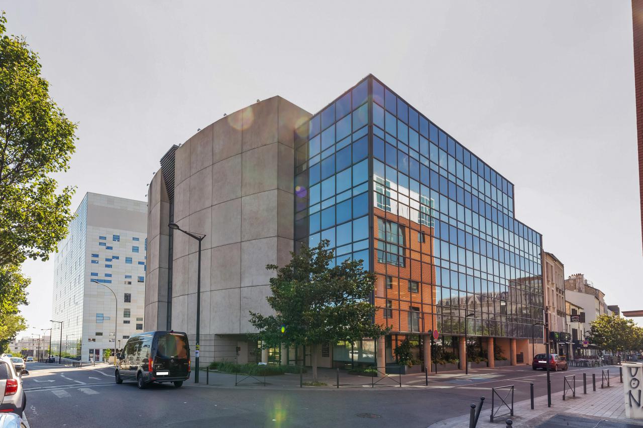 Bureau Ivry-sur-Seine 910m² Location bureau Ivry-sur-Seine Val-de-Marne OLBUR2104453 0